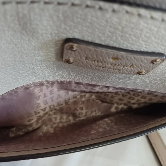 Kate Spade purse crossbody cream/tan - Picture 12 of 13